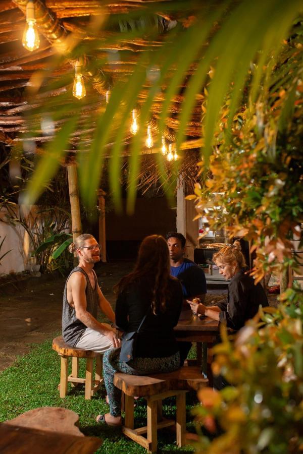 The Soul Inn Kabalana อาฮานกามา ภายนอก รูปภาพ