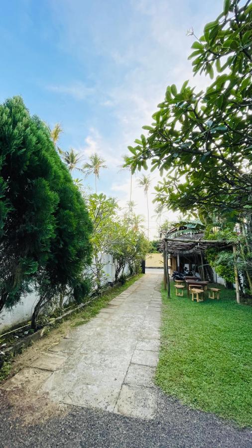 The Soul Inn Kabalana อาฮานกามา ภายนอก รูปภาพ